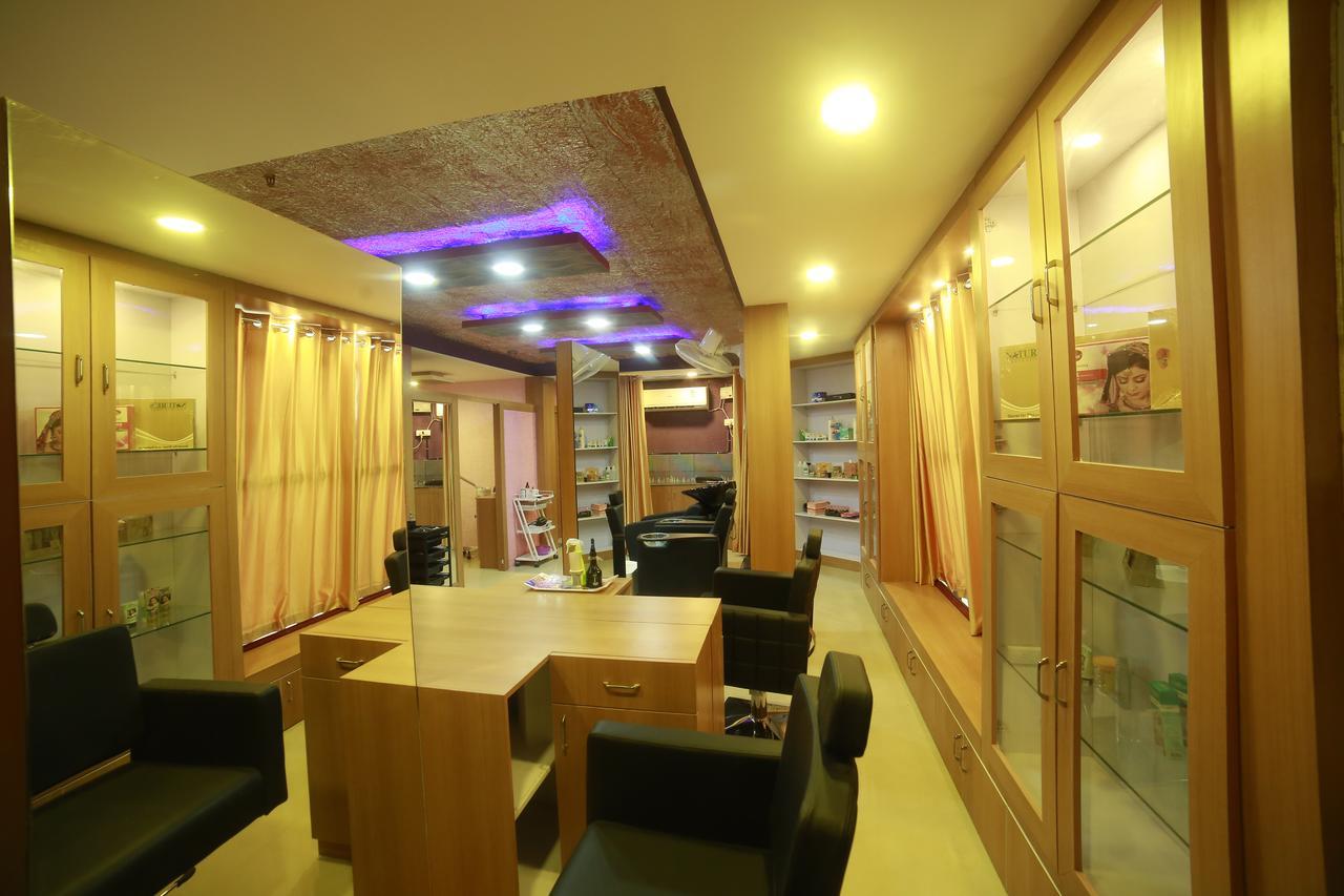Tullipurmbu Hotel Horizon International מראה חיצוני תמונה