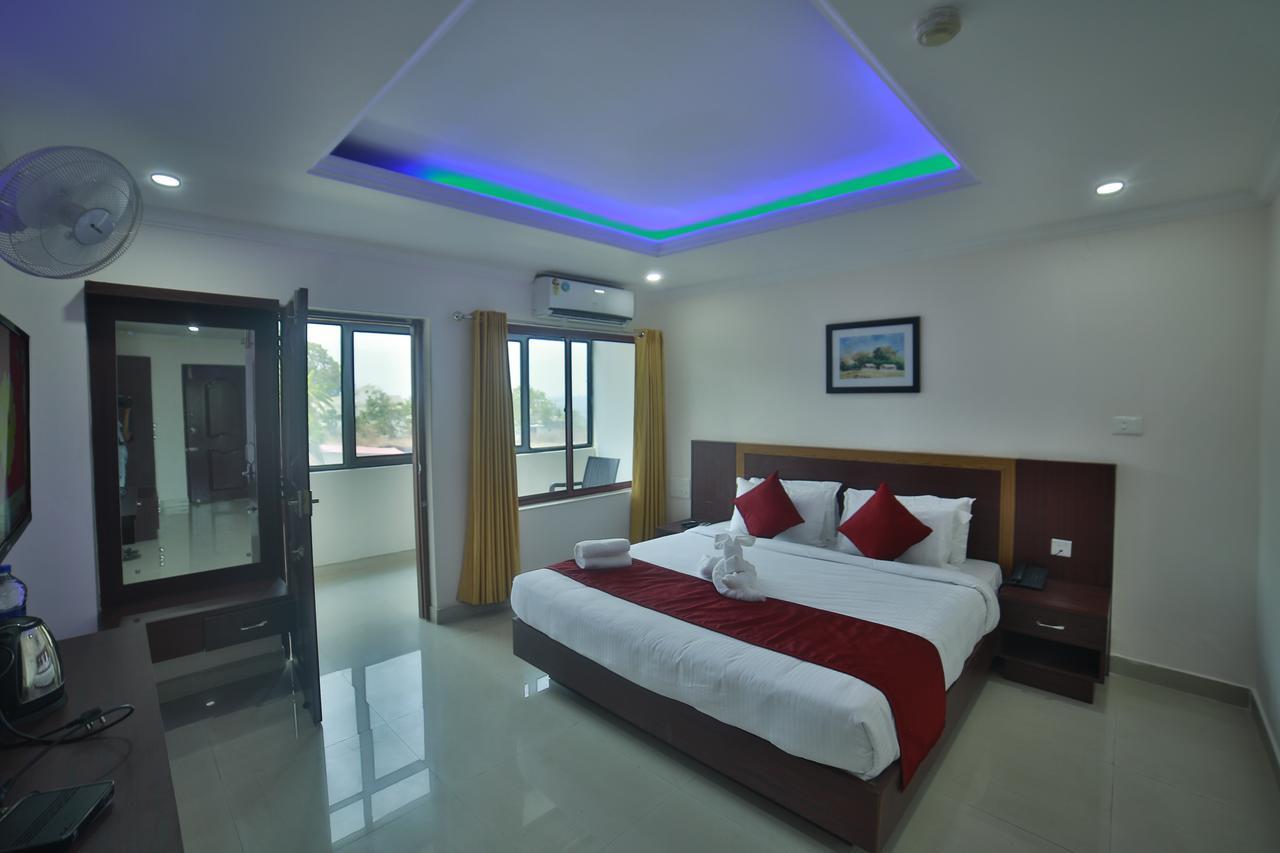 Tullipurmbu Hotel Horizon International מראה חיצוני תמונה